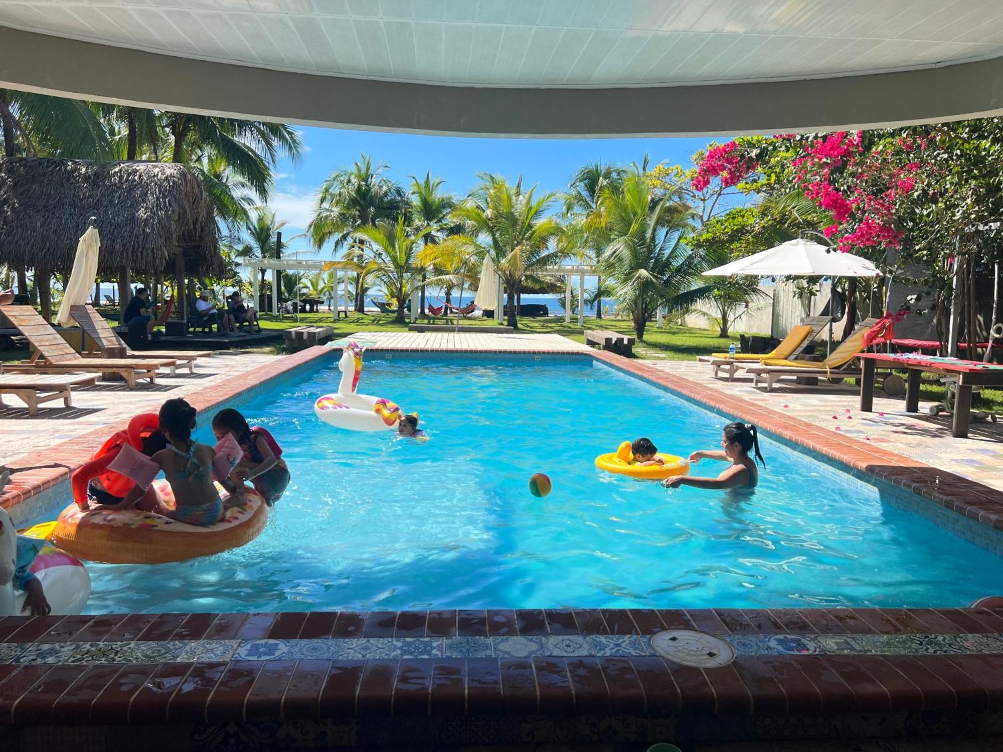 Kudos Club Hotel Las Lajas  Ngoại thất bức ảnh